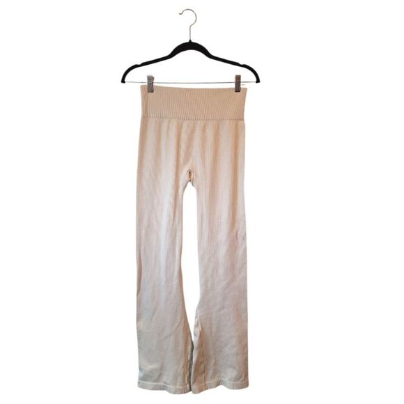 OQQ Women's Cream Flare Ribbed Leggings Size L - Picture 1 of 5